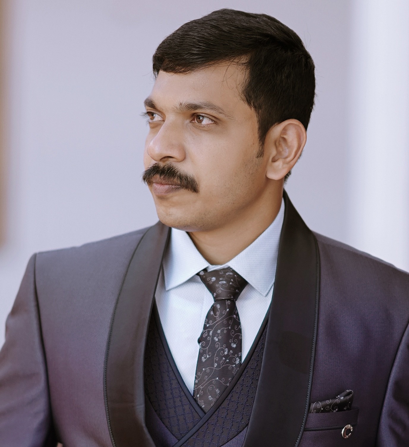 Description of Image 1